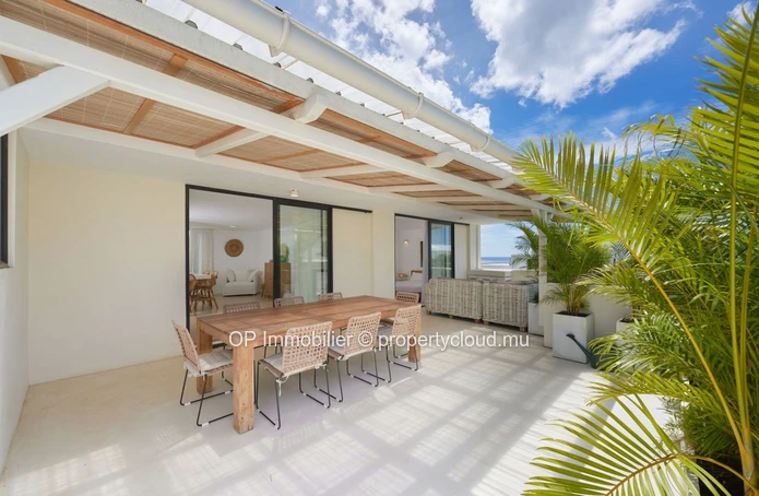 Luxury Penthouse with Stunning Sea Views in Mon Choisy - 3 Bed, 2 Bath, Communal Pool - Fully Furnished & Equipped - ...