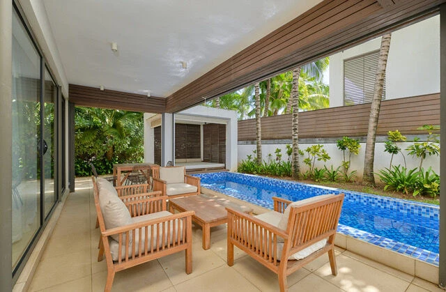 Townhouse RES spacieuse avec piscine privée à deux pas des plages de Péreybère