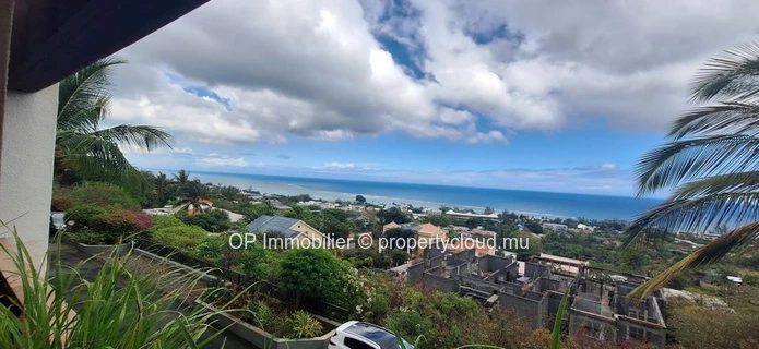 Duplex 3 chambres avec vue mer à vendre à Tamarin, Île Maurice